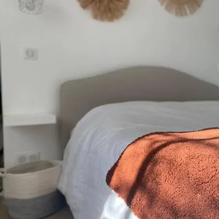 4p Avec Piscine Sur Domaine 3ha * ベジエ