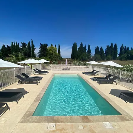 4p Avec Piscine Sur Domaine 3ha *